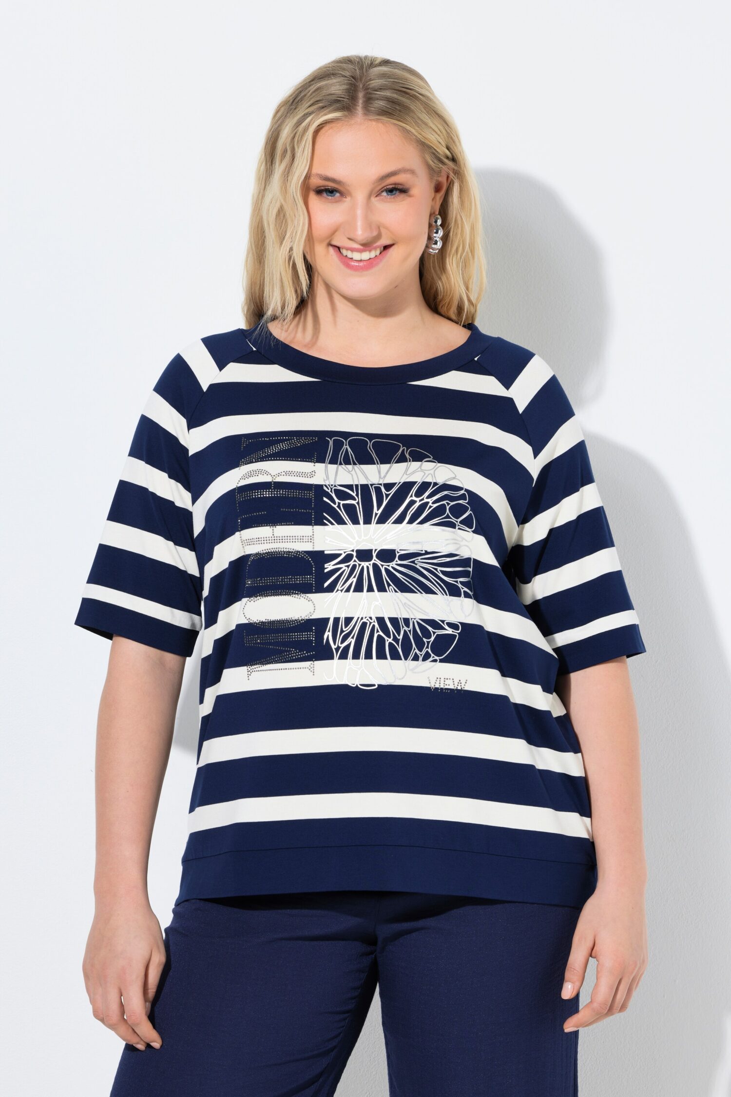 Μπλούζα oversized, ριγέ με στρας και κοντά μανίκια
