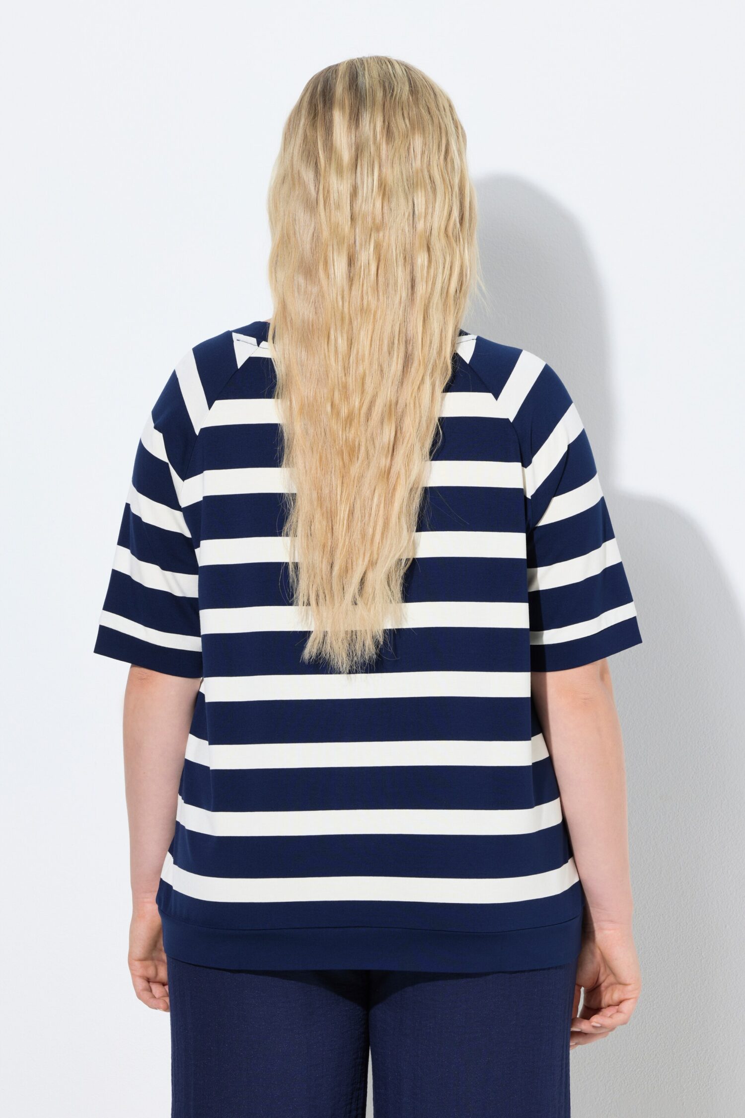 Μπλούζα oversized, ριγέ με στρας και κοντά μανίκια