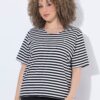 Μπλούζα ριγέ oversized με διακριτικό κέντημα στο στήθος