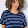 Μπλούζα ριγέ oversized με στρογγυλή λαιμόκοψη