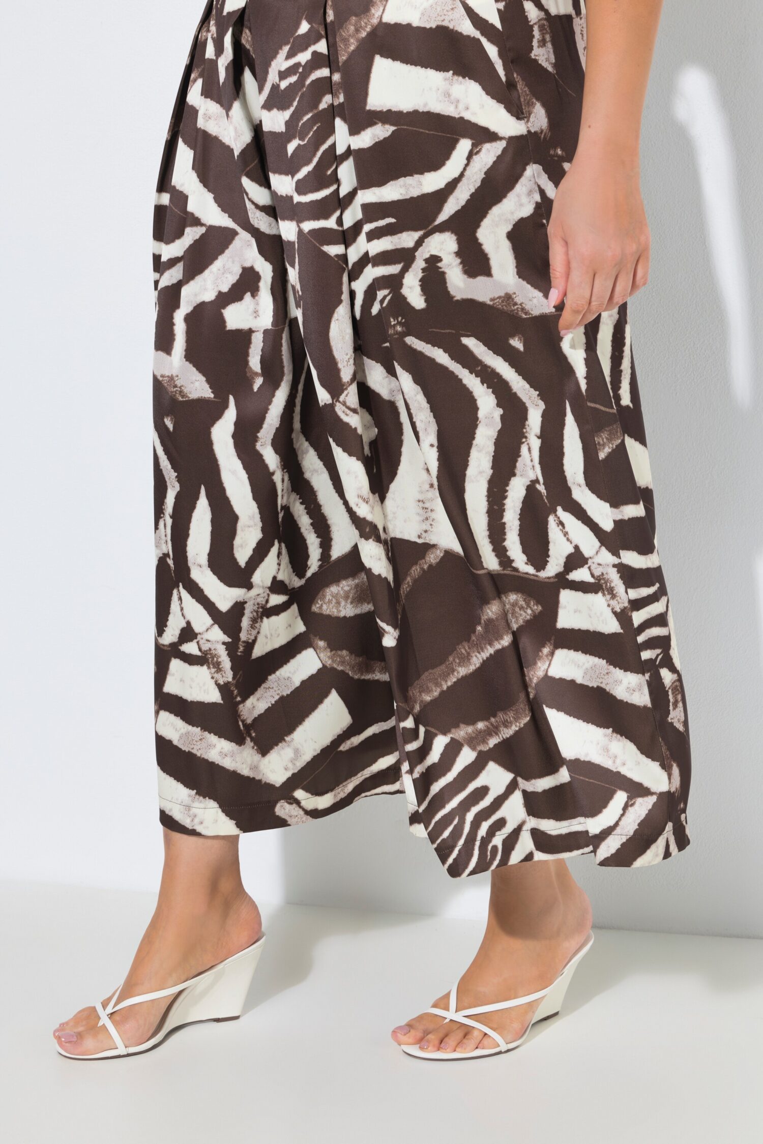 Παντελόνι με zebra print και μερικώς ελαστική μέση