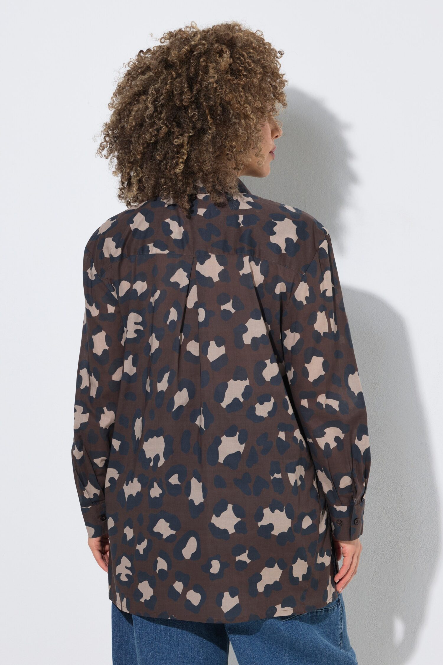 Πουκάμισο μακρυμάνικο με animal print και μακριά μανίκια