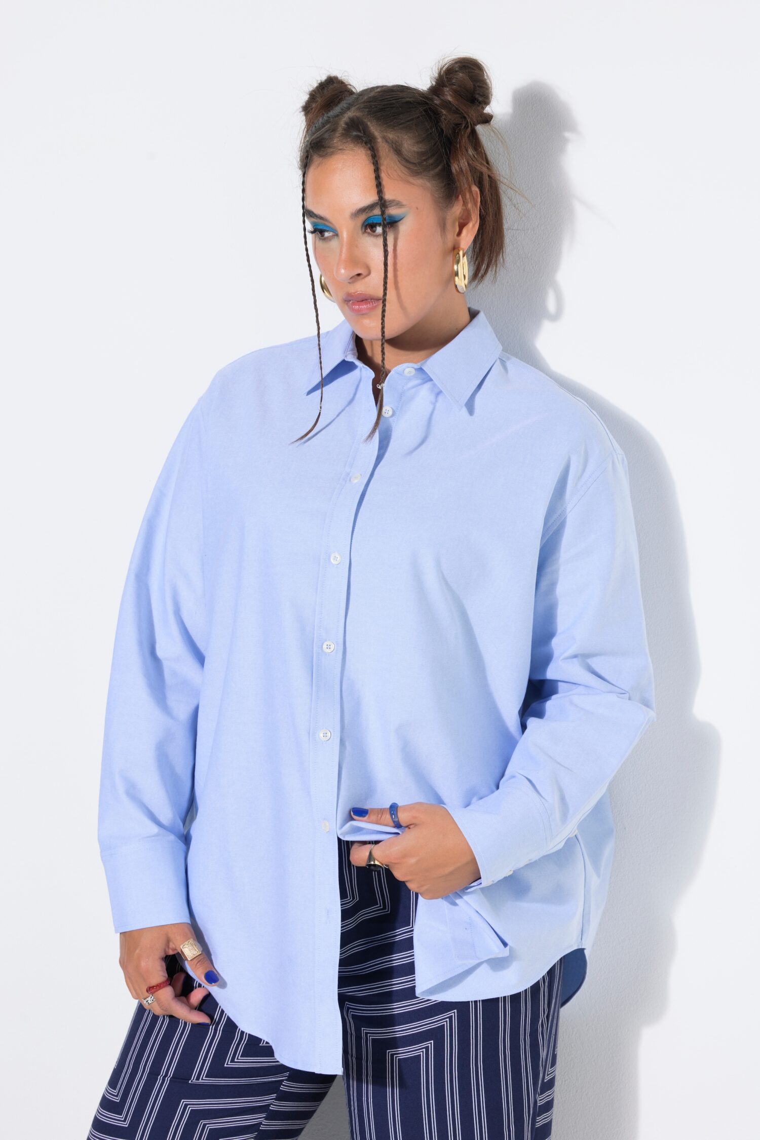 Πουκάμισο oversized με στρογγυλεμένο τελείωμα