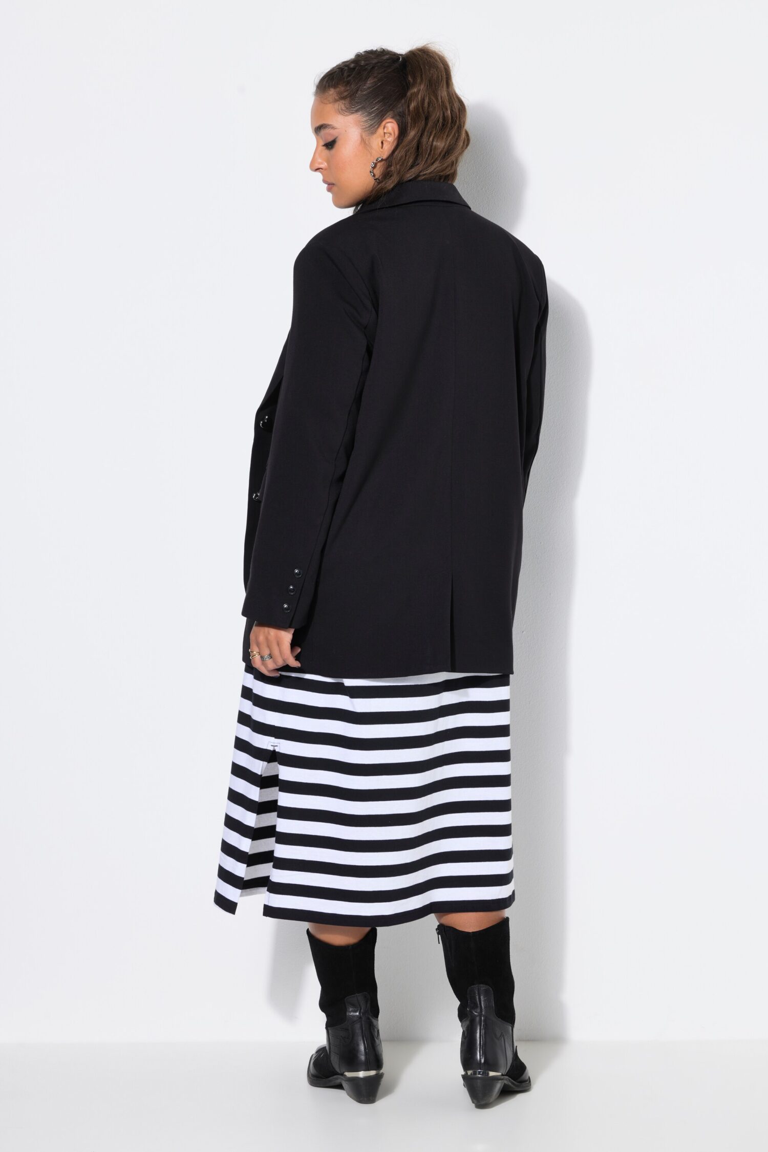 Σακάκι oversized με κουμπιά σε σχήμα καρδιάς