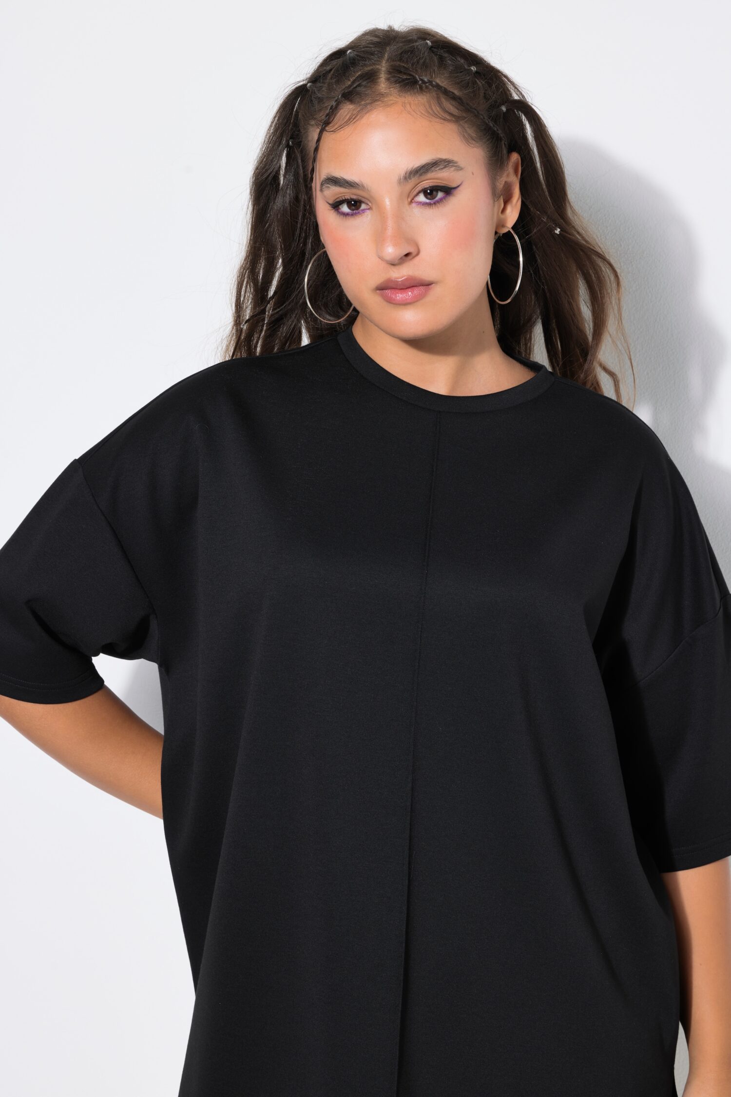 T-shirt oversized, από απαλό scuba ζέρσεϊ ύφασμα