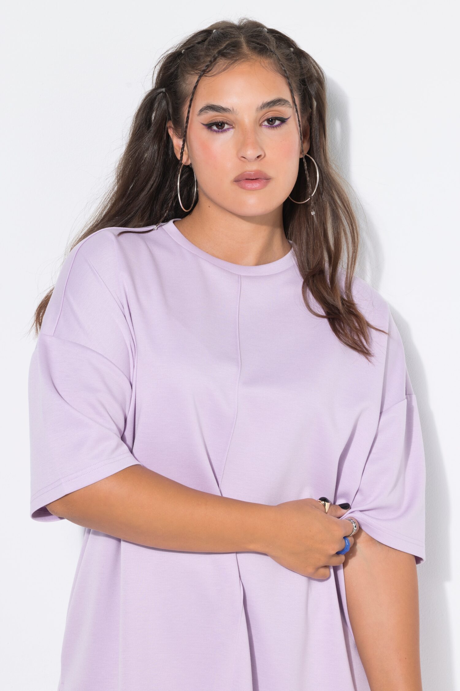 T-shirt oversized, από απαλό scuba ζέρσεϊ ύφασμα