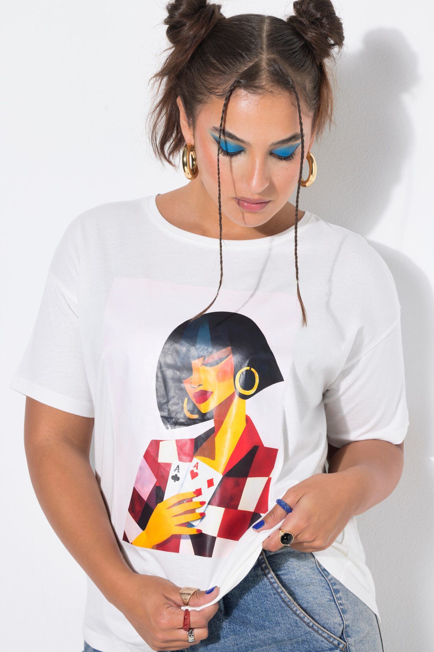 T-shirt oversized με τύπωμα model και κοντά μανίκια