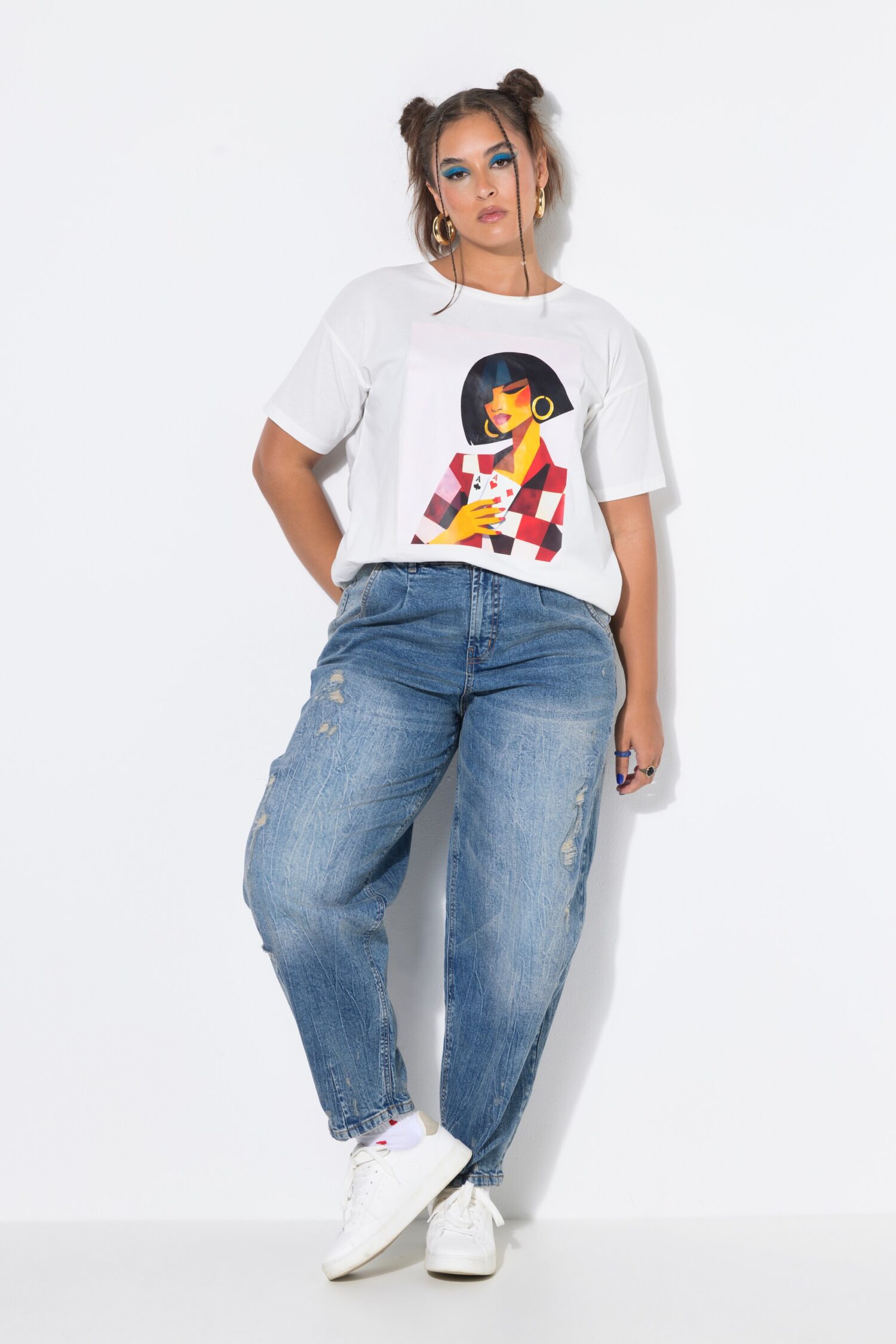 T-shirt oversized με τύπωμα model και κοντά μανίκια
