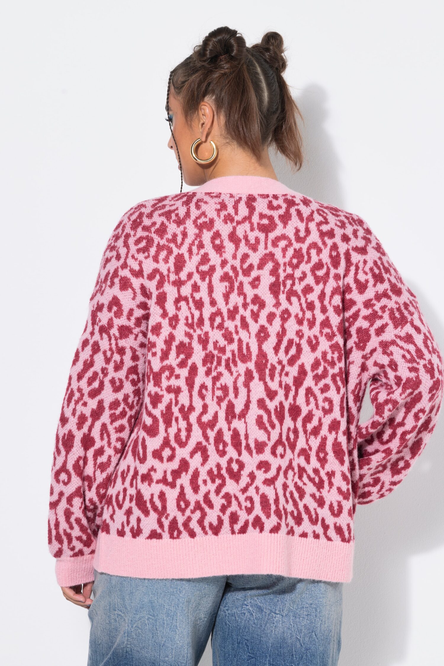 Ζακέτα oversized με λεοπάρ σχέδιο και κουμπιά σε σχήμα καρδιάς
