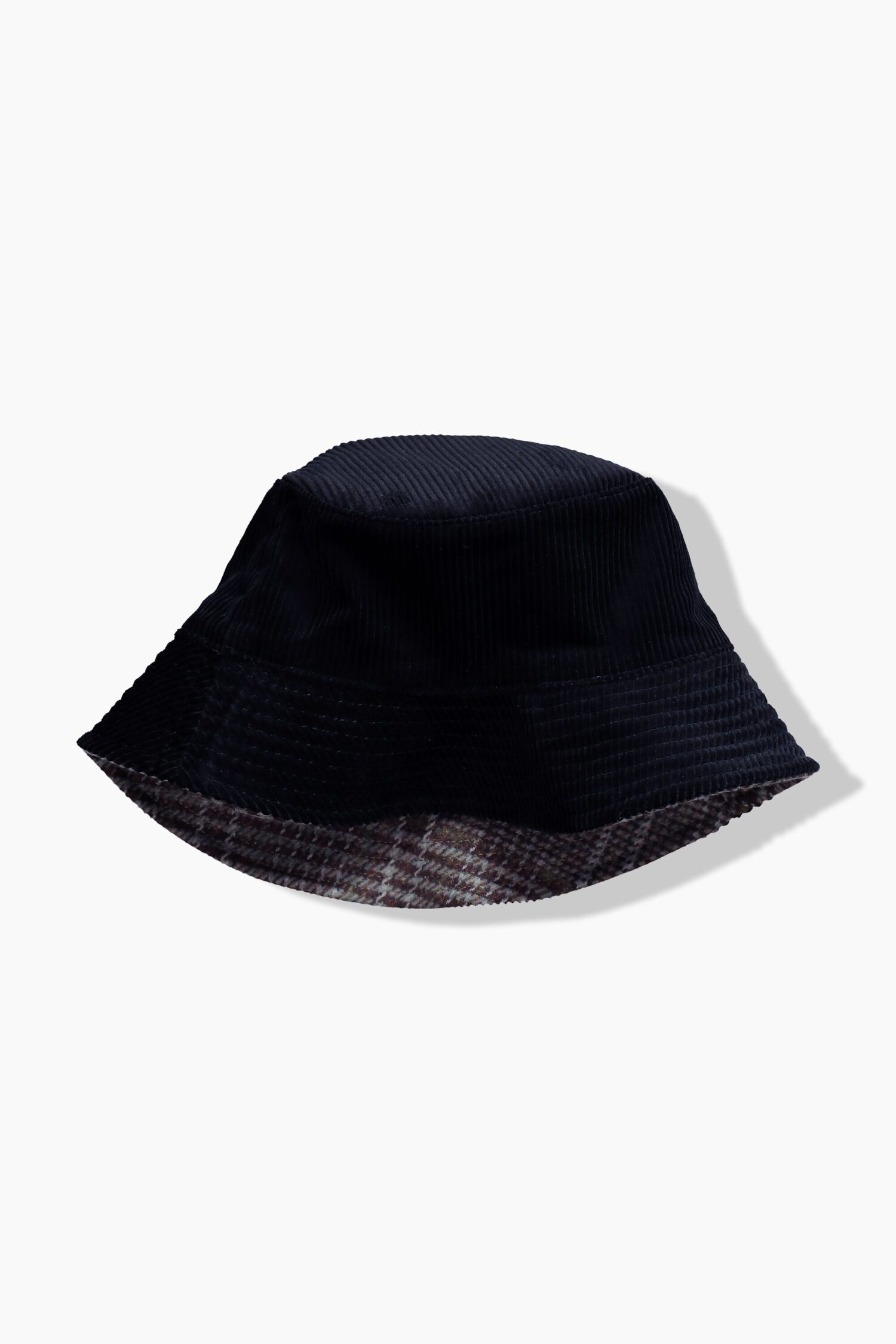 Bucket διπλής όψης με καπιτονέ γείσο