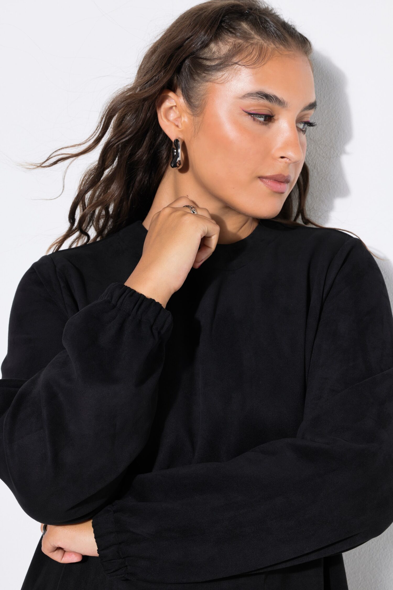 Φόρεμα oversized σε σουέτ look με μανίκια balloon