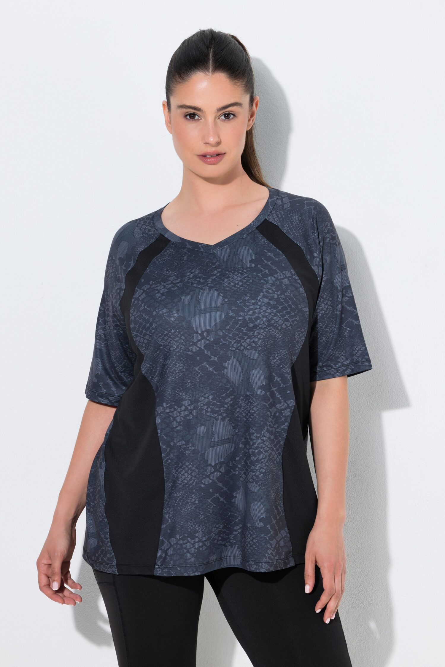 Μπλούζα με snake print και κοντά μανίκια