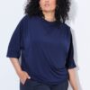 Μπλούζα oversized με όρθιο γιακά και ντραπέ ώμους