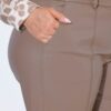 Παντελόνι σε ίσια γραμμή με δερμάτινη όψη