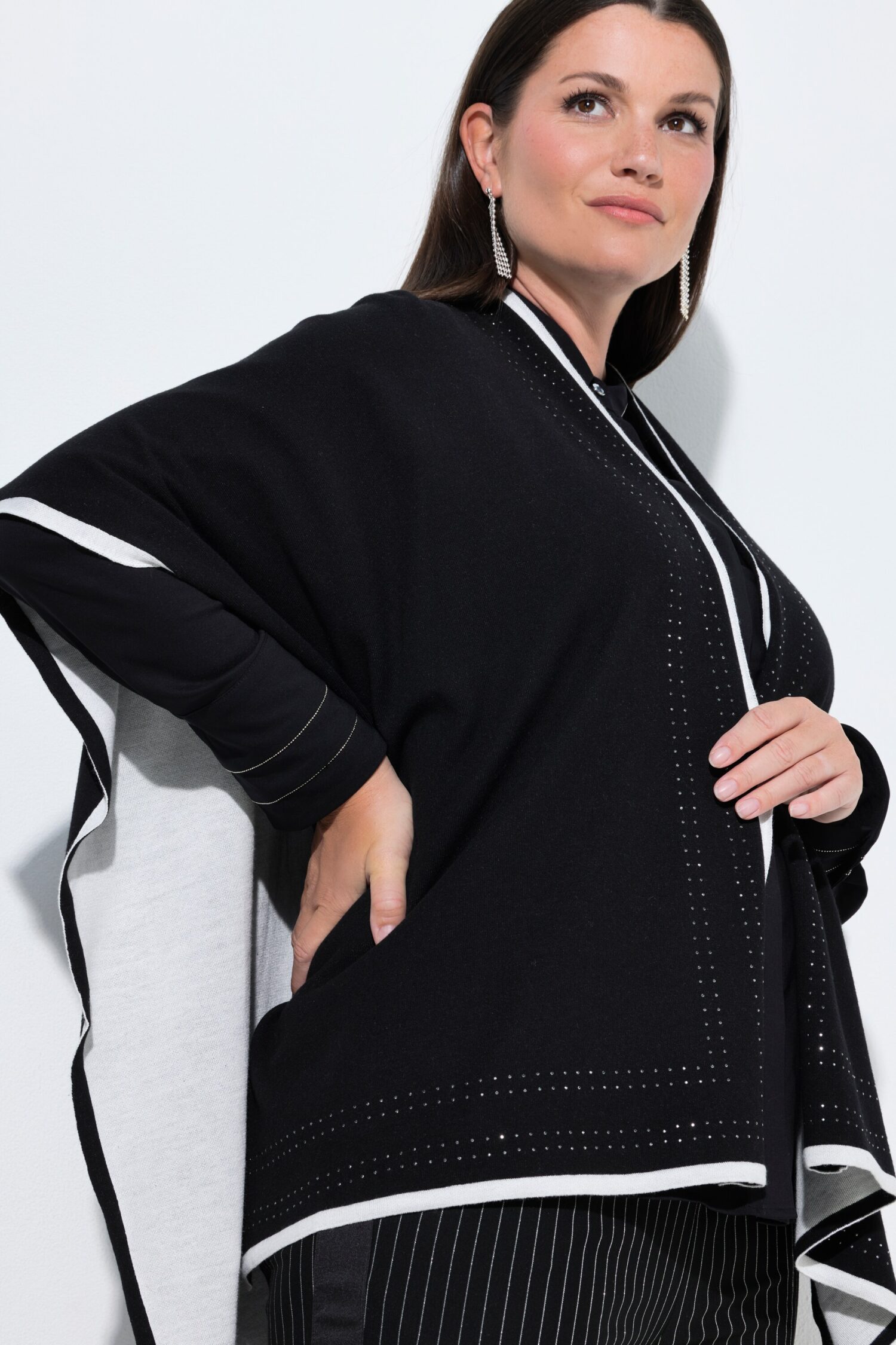 Πόντσο πλεκτό, oversized με στρας