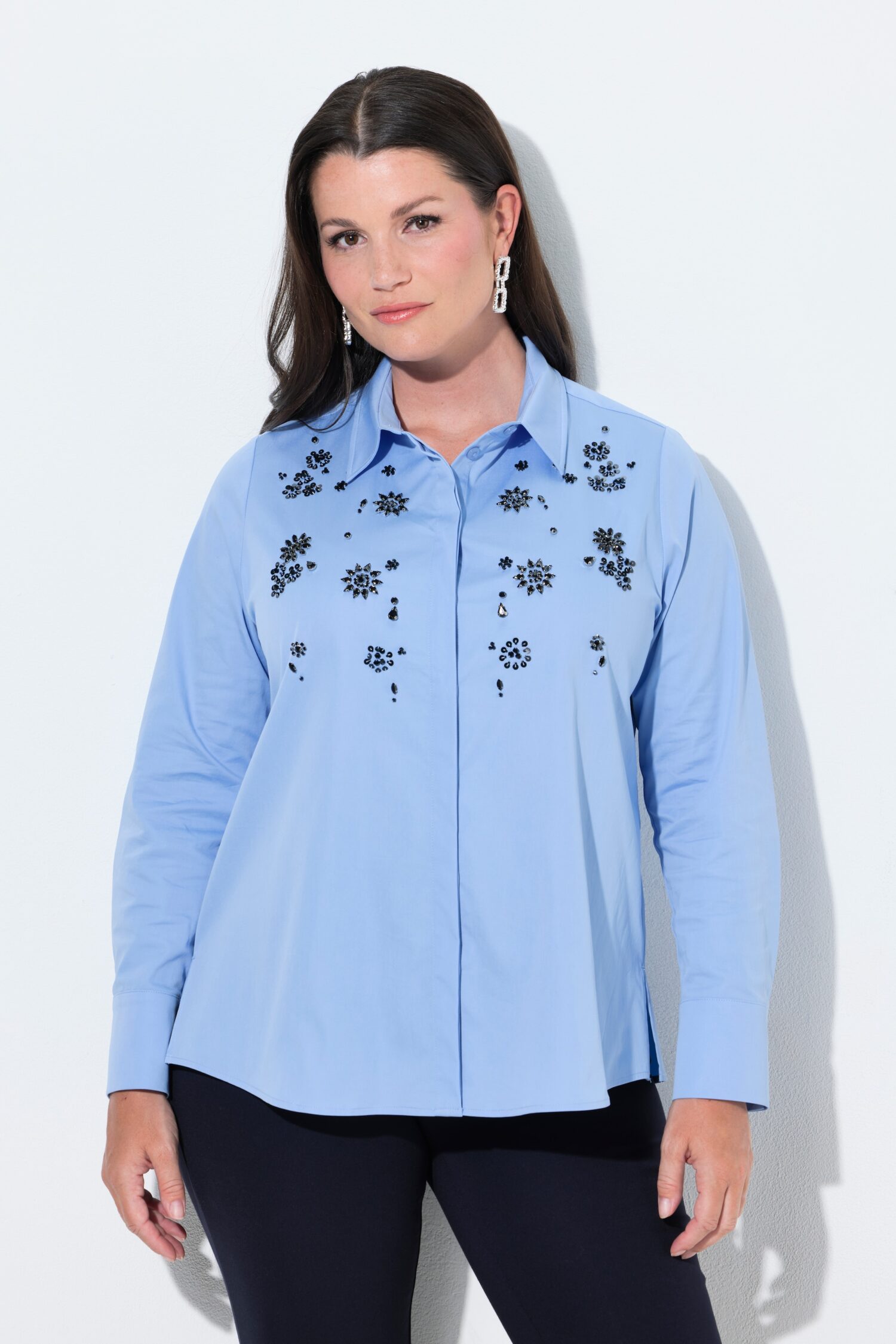 Πουκάμισο με διακοσμητικές πέτρες και παγιέτες