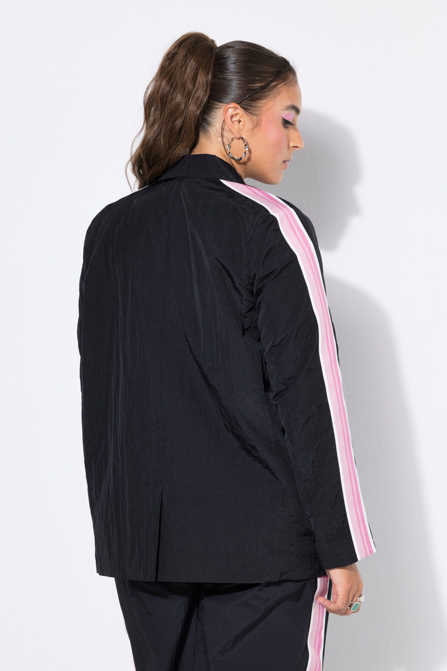 Σακάκι oversized με ρίγες στα μανίκια