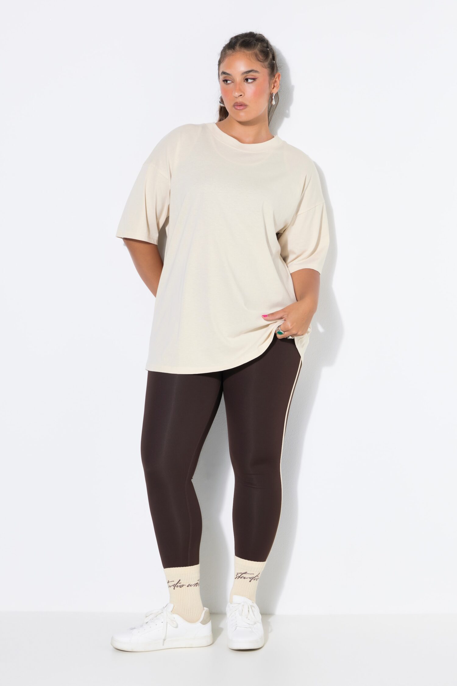 T-shirt oversized με σχέδιο στην πλάτη
