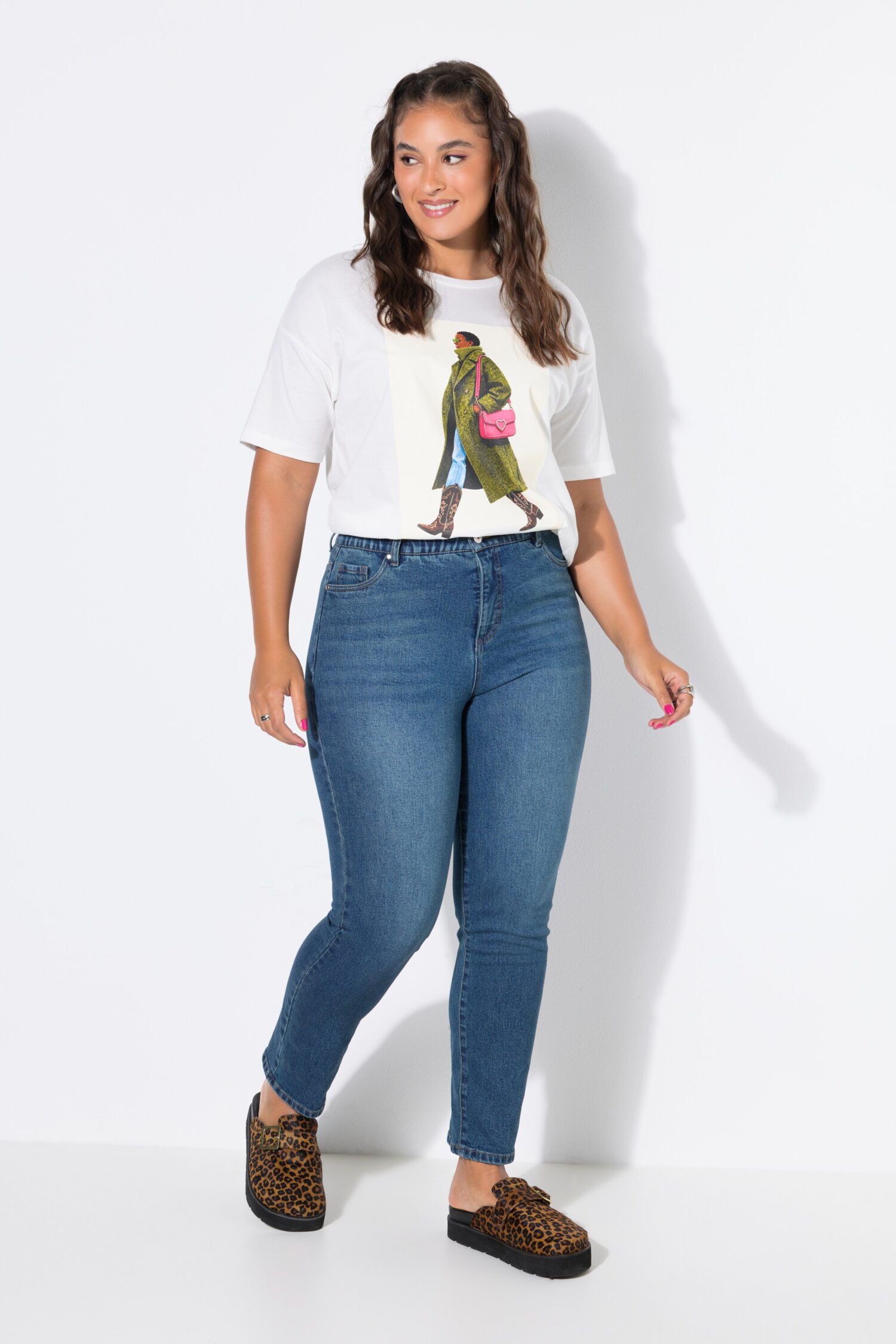 Τζιν παντελόνι mom fit με τσέπες