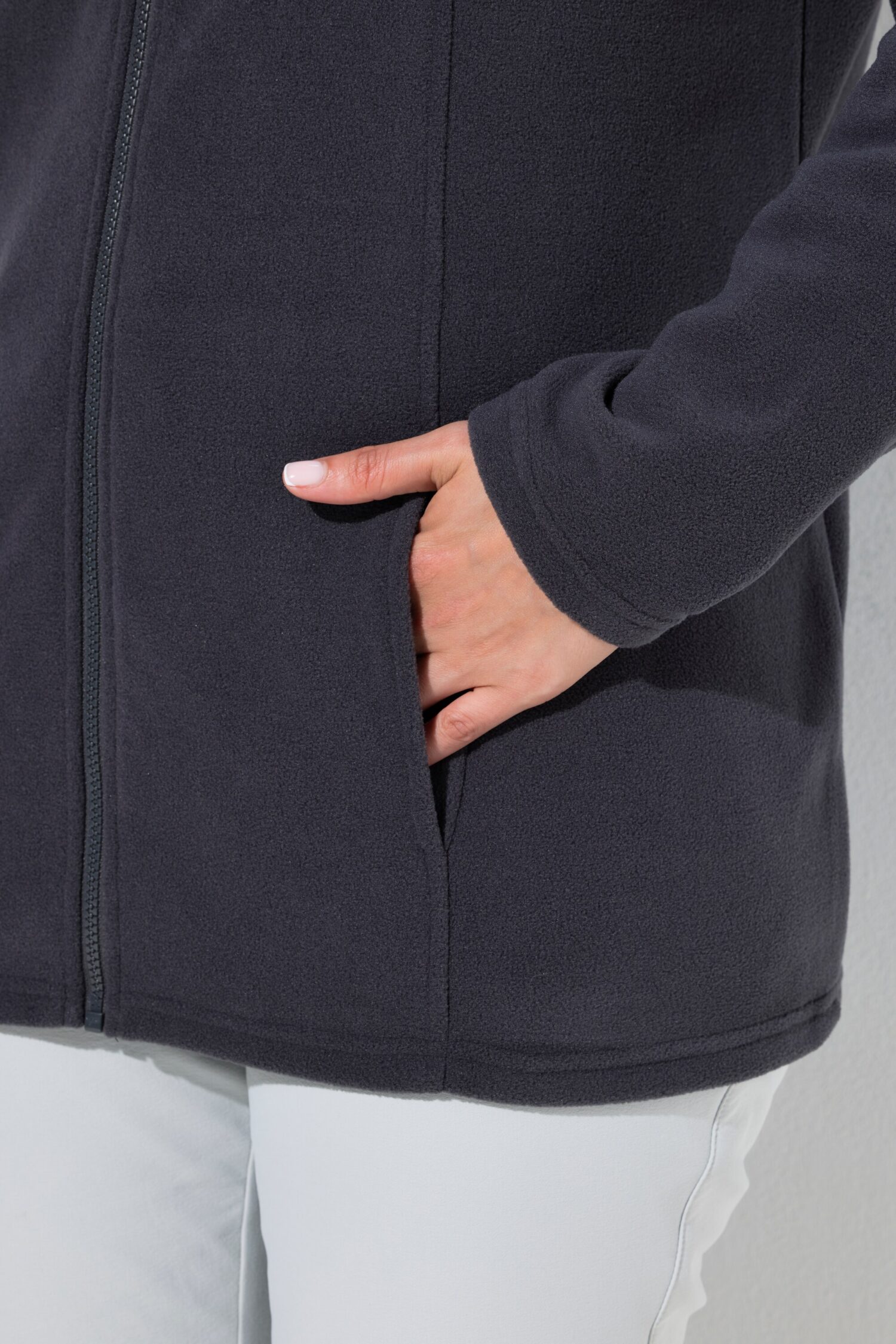 Ζακέτα fleece με φερμουάρ, όρθιο γιακά και μακριά μανίκια