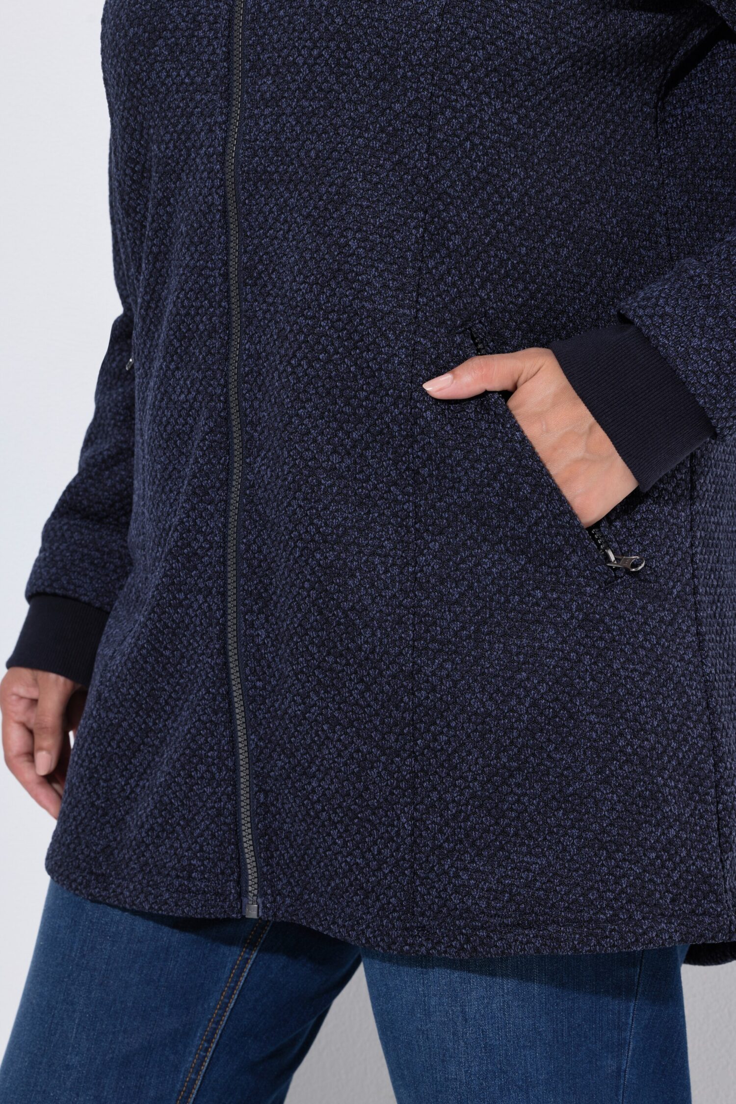 Ζακέτα fleece με κουκούλα και τσέπες με φερμουάρ