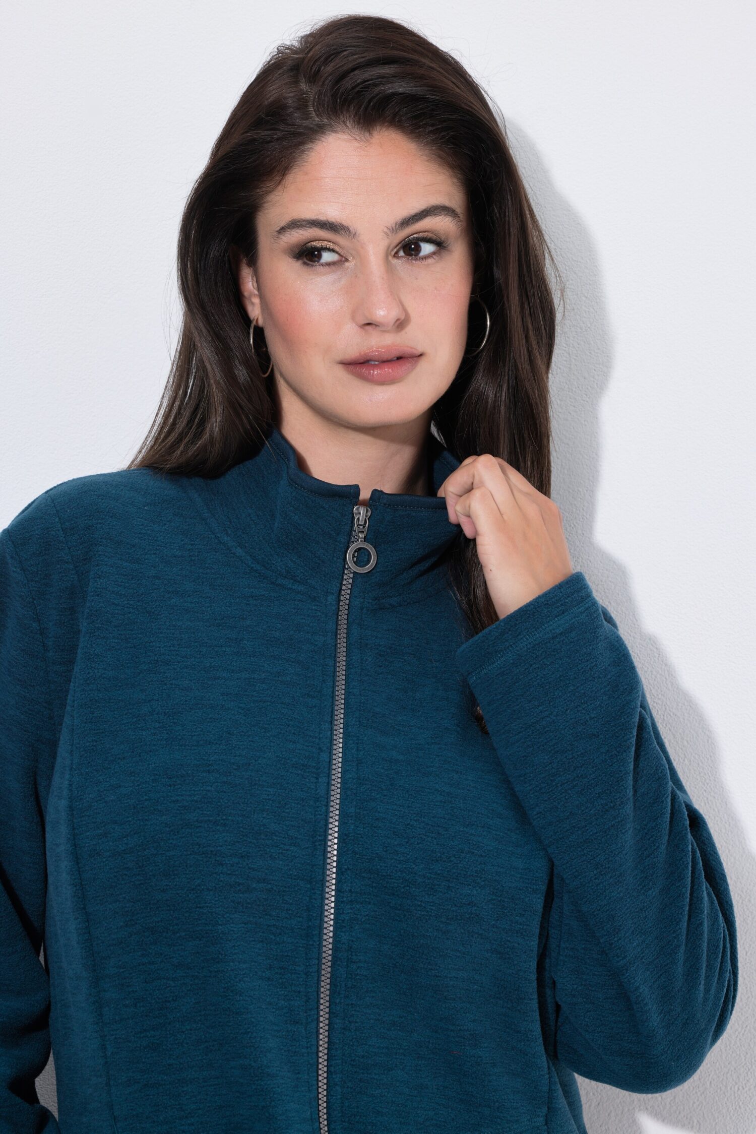 Ζακέτα fleece με όρθιο γιακά και μακριά μανίκια