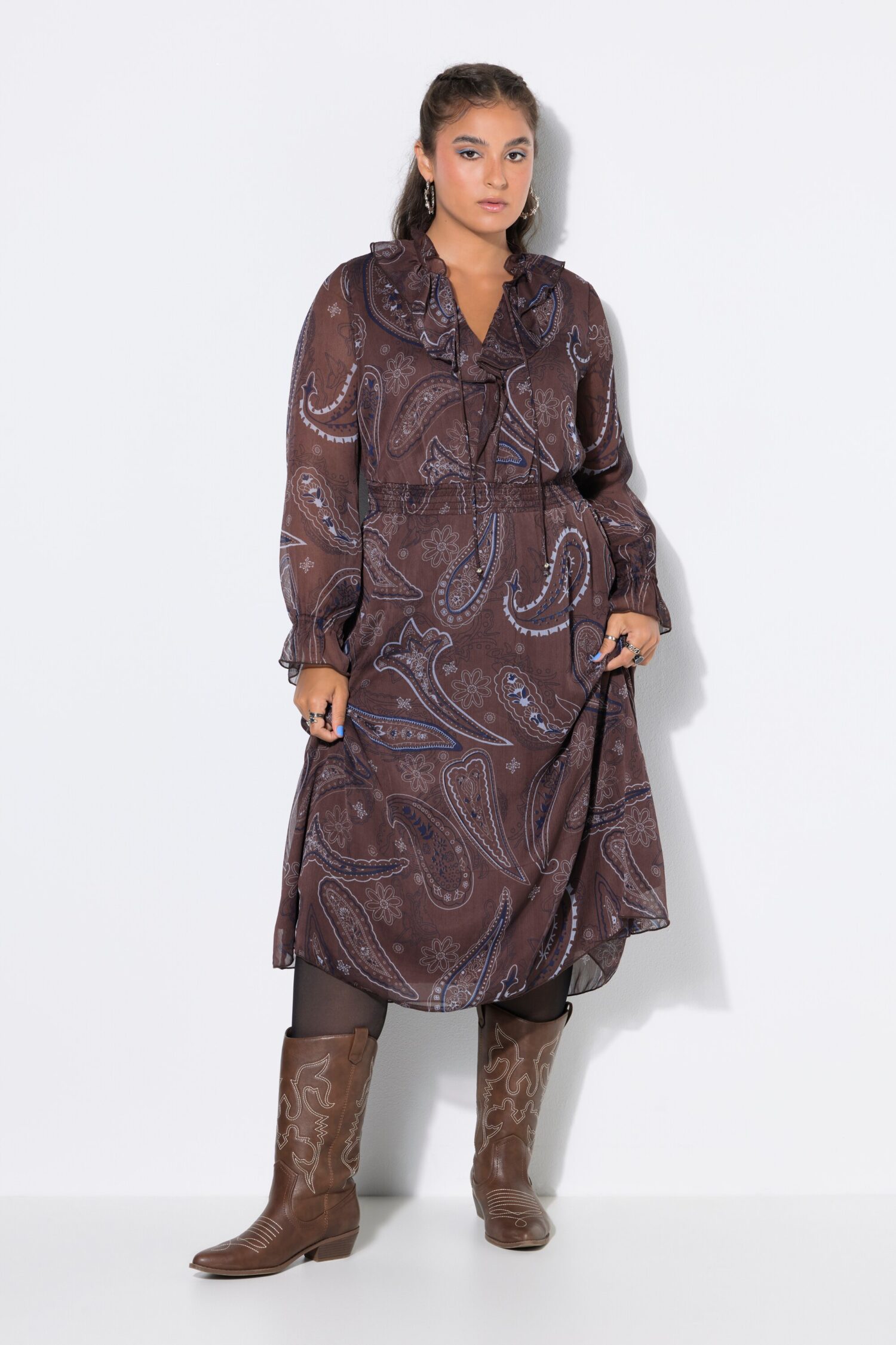 Φόρεμα μίντι σε γραμμή Α με paisley print και βολάν
