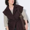 Γιλέκο καπιτονέ ελαφρώς oversized με ζώνη