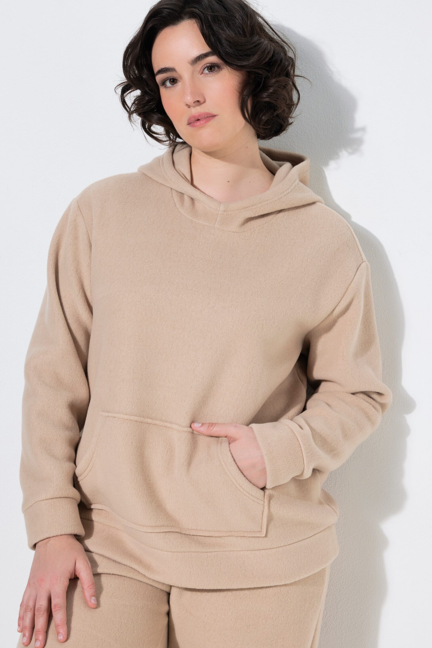 Μπλούζα φούτερ fleece με κουκούλα και τσέπη