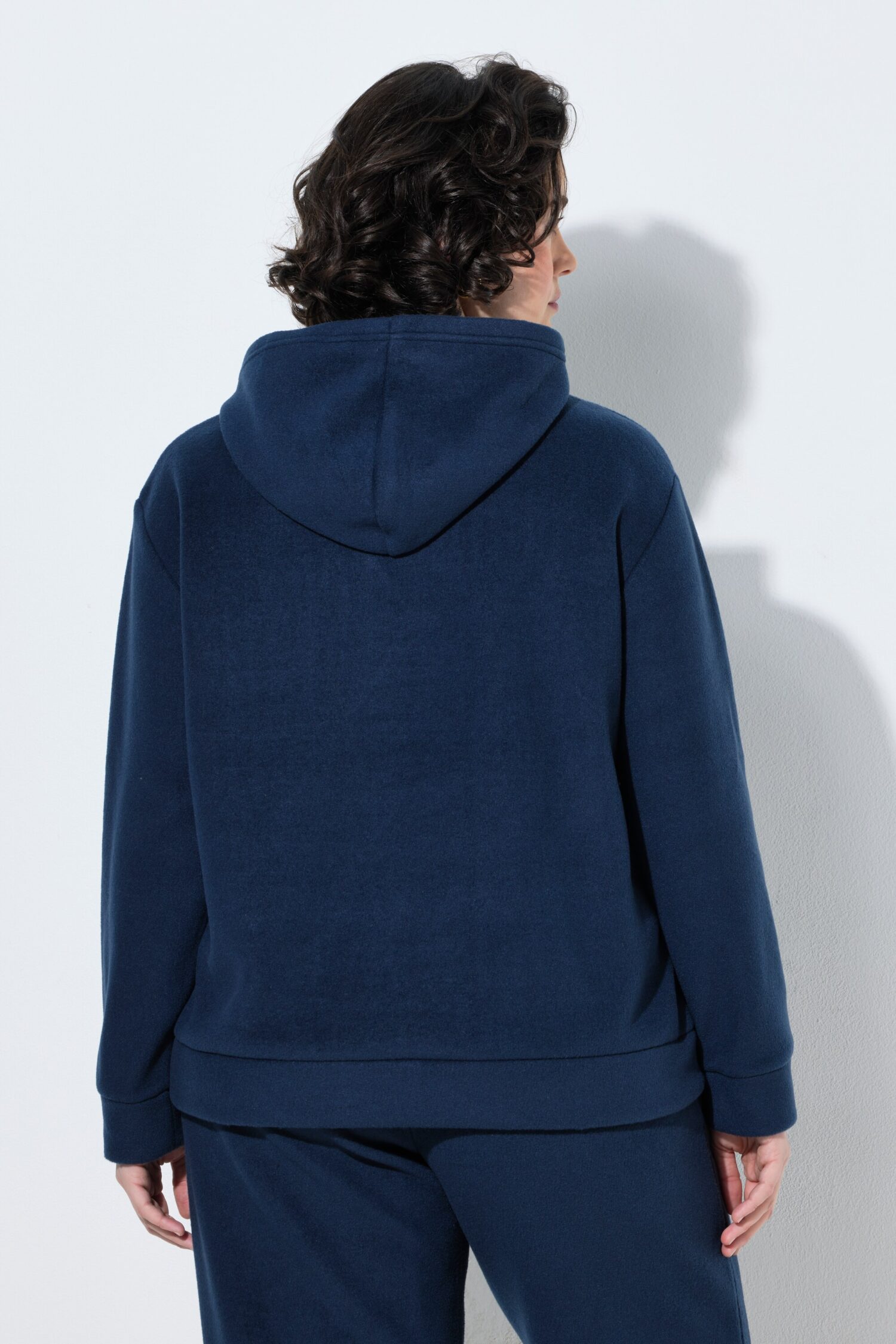 Μπλούζα φούτερ fleece με κουκούλα και τσέπη