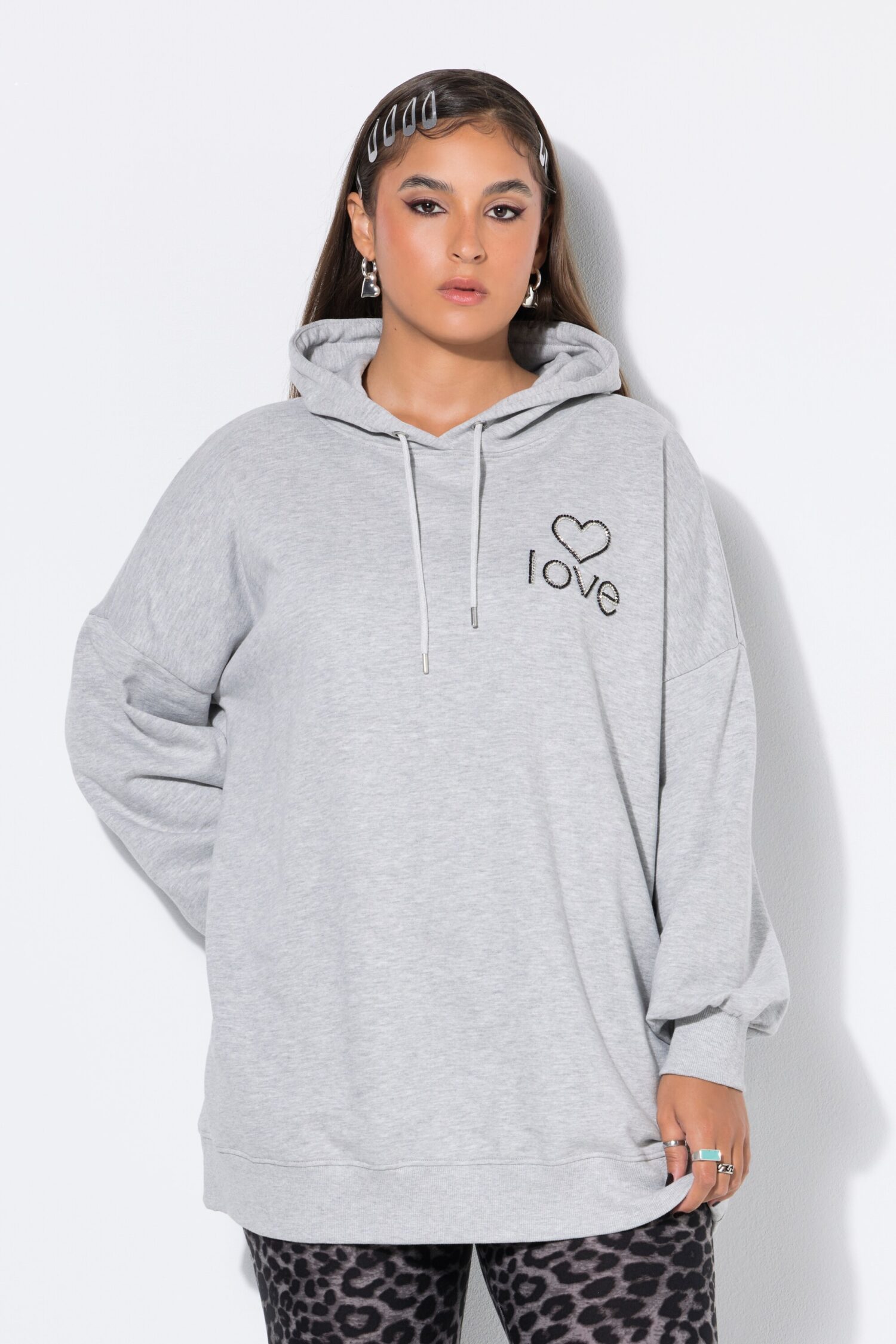 Μπλούζα φούτερ oversized με σχέδιο "Heart Love"