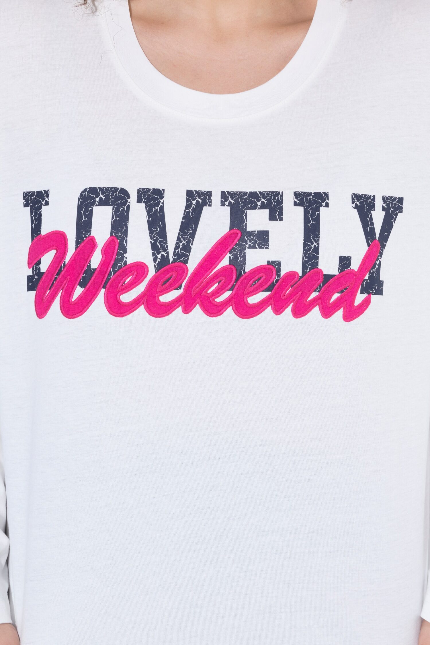 Μπλούζα με χαλαρή εφαρμογή και τύπωμα LOVELY WEEKEND