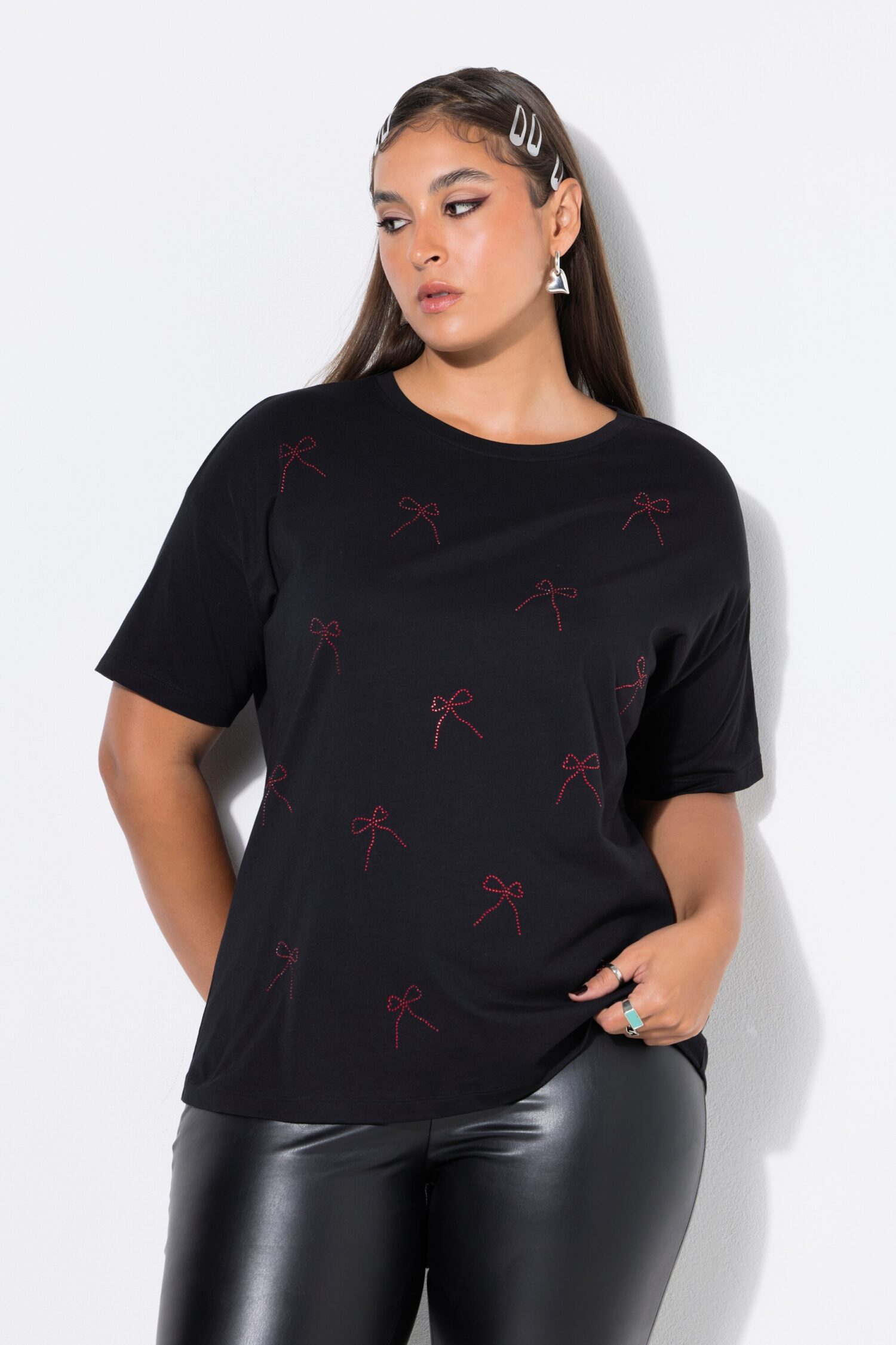 Μπλούζα oversized με σχέδιο από mini στρας