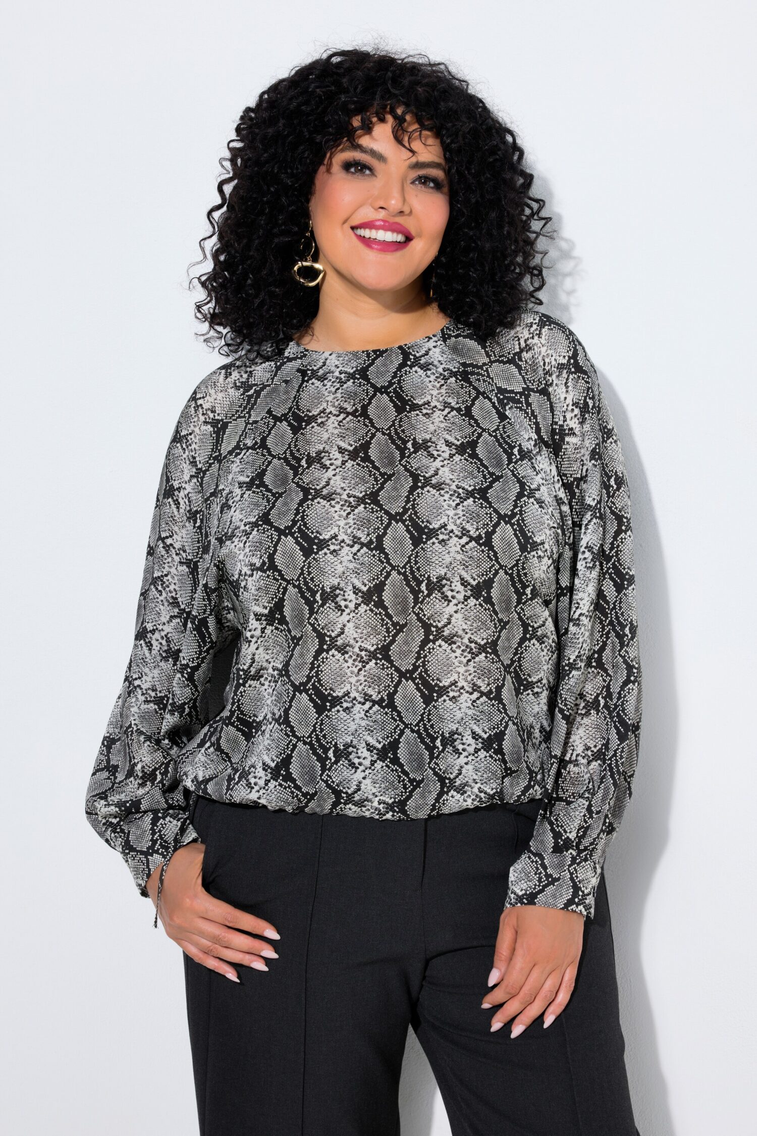 Μπλούζα oversized με snake print και κορδόνι στο τελείωμα