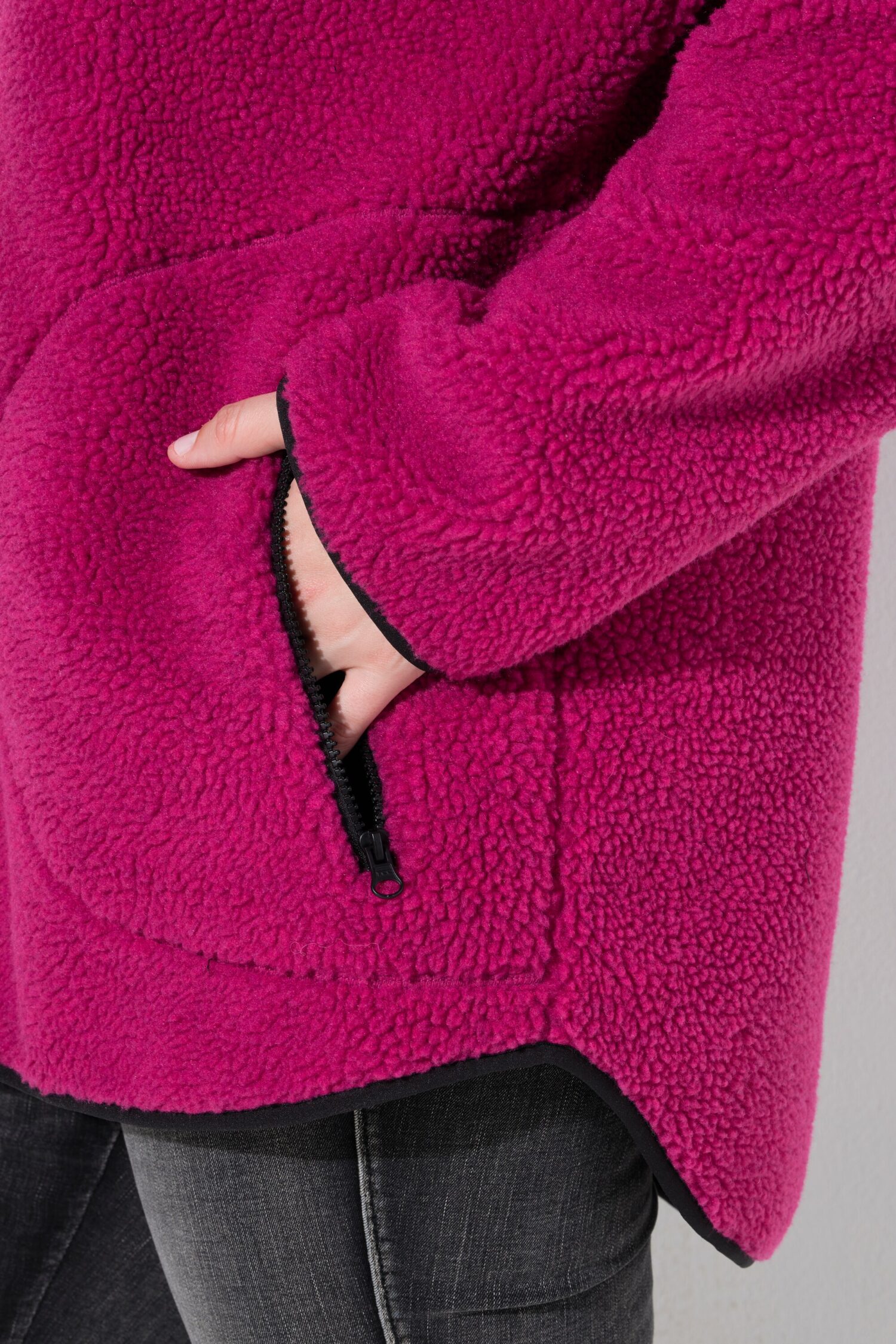 Μπουφάν, από μαλακό teddy fleece με κουκούλα