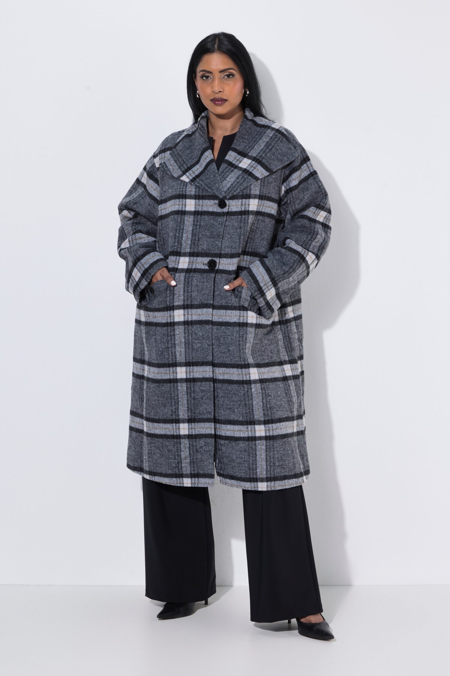 Παλτό καρό oversized με φαρδύ γιακά