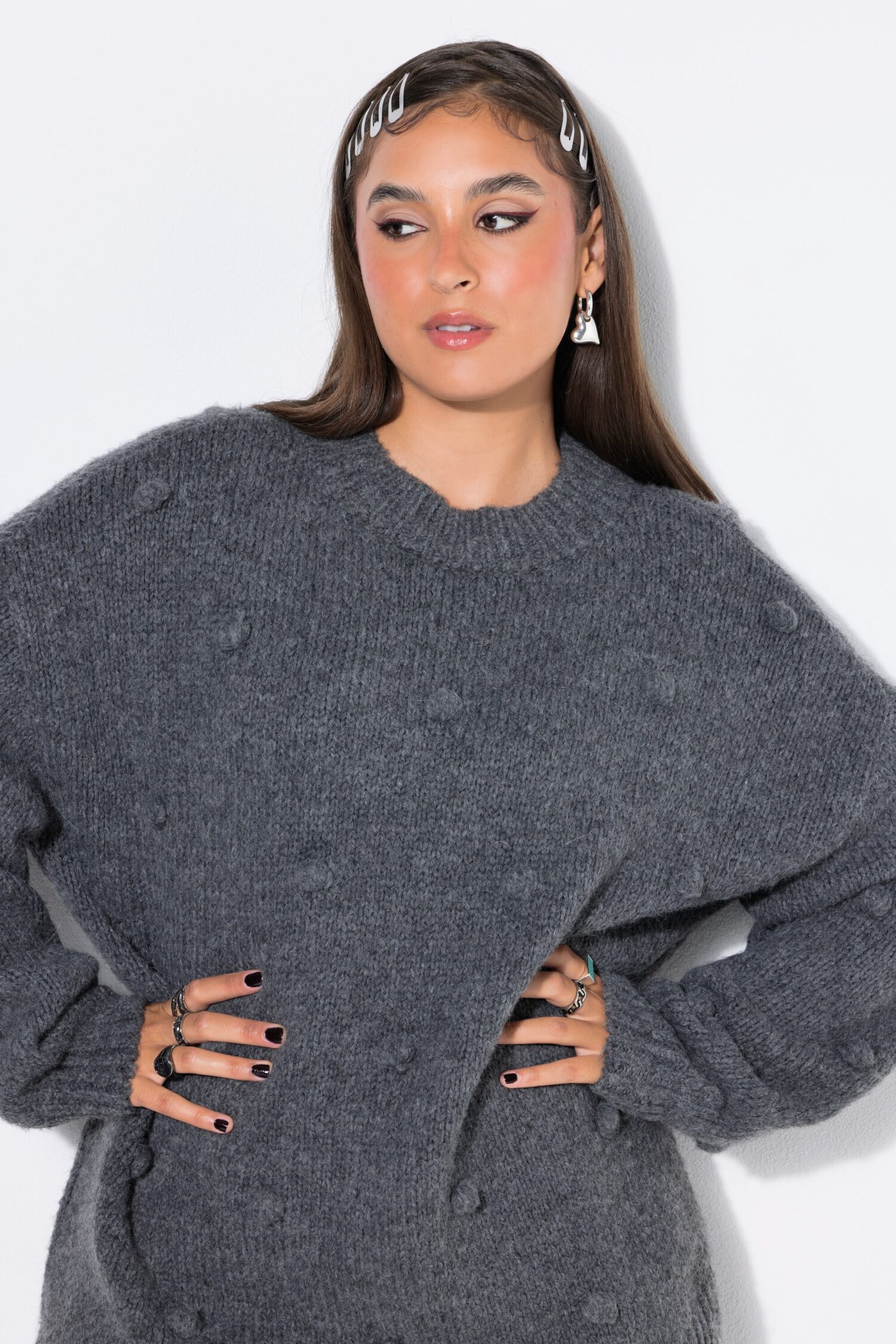 Πουλόβερ oversized με 3D σχέδιο