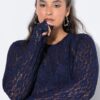 Τοπ με στενή εφαρμογή από ελαστική δαντέλα
