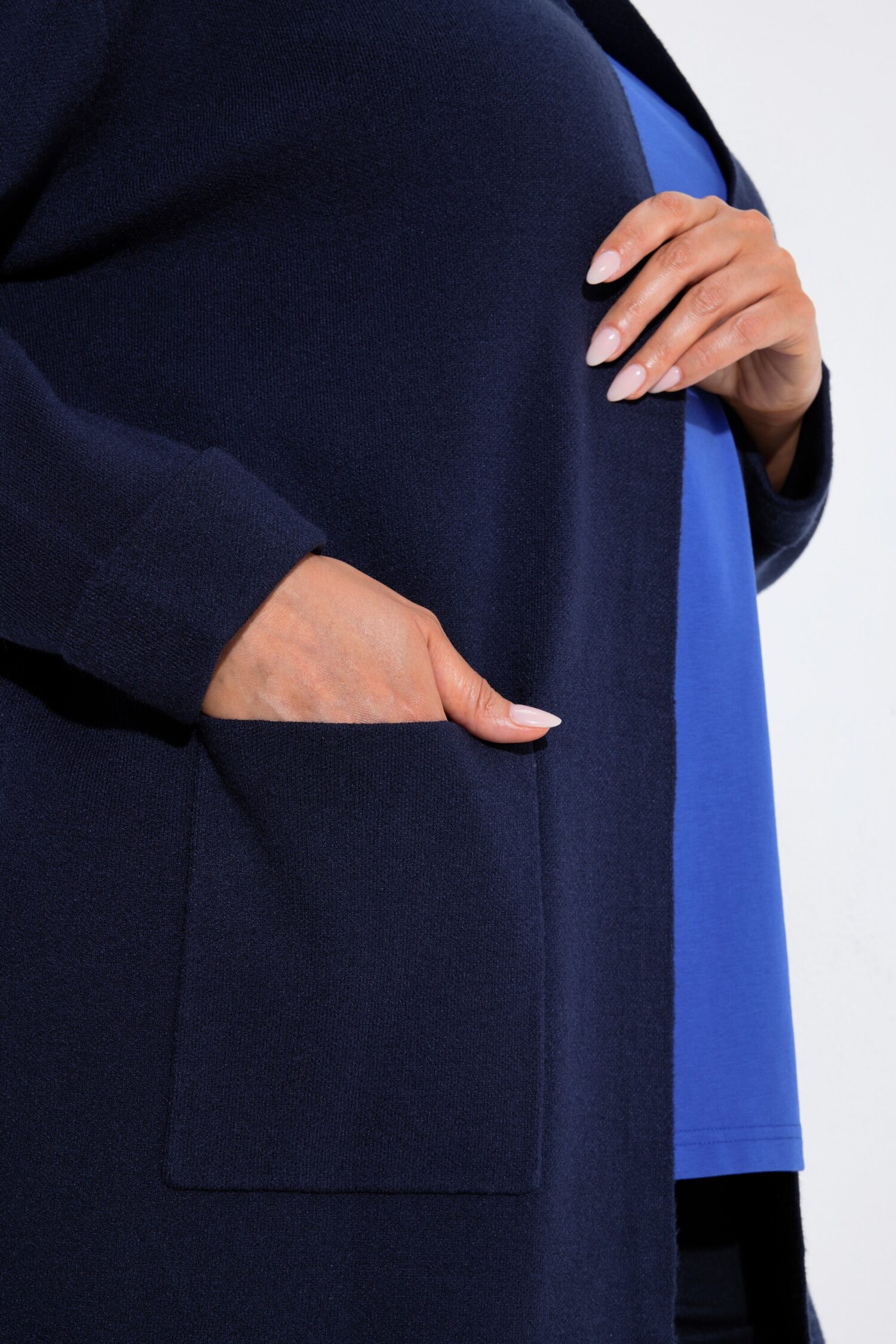 Ζακέτα oversized χωρίς κλείσιμο και μακριά μανίκια
