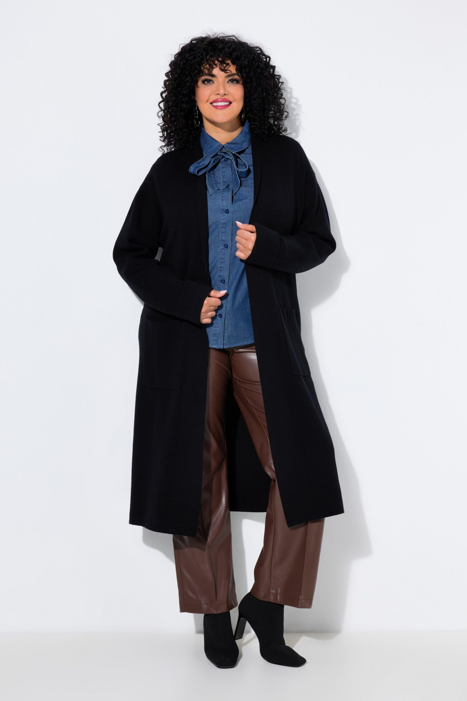Ζακέτα oversized χωρίς κλείσιμο και μακριά μανίκια