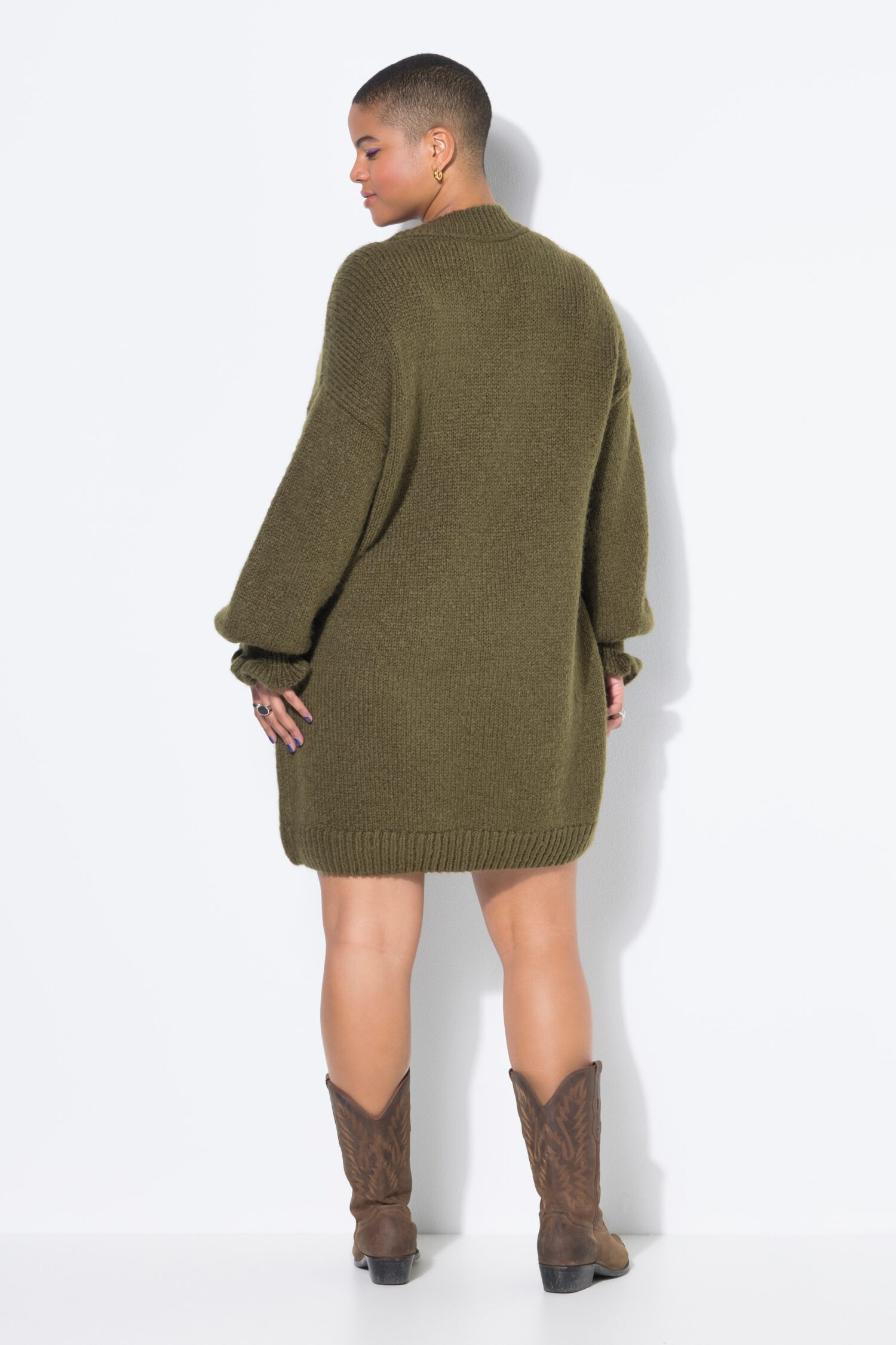 Φόρεμα oversized με βολάν στα φαρδιά μανίκια