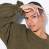 Φόρεμα oversized με βολάν στα φαρδιά μανίκια