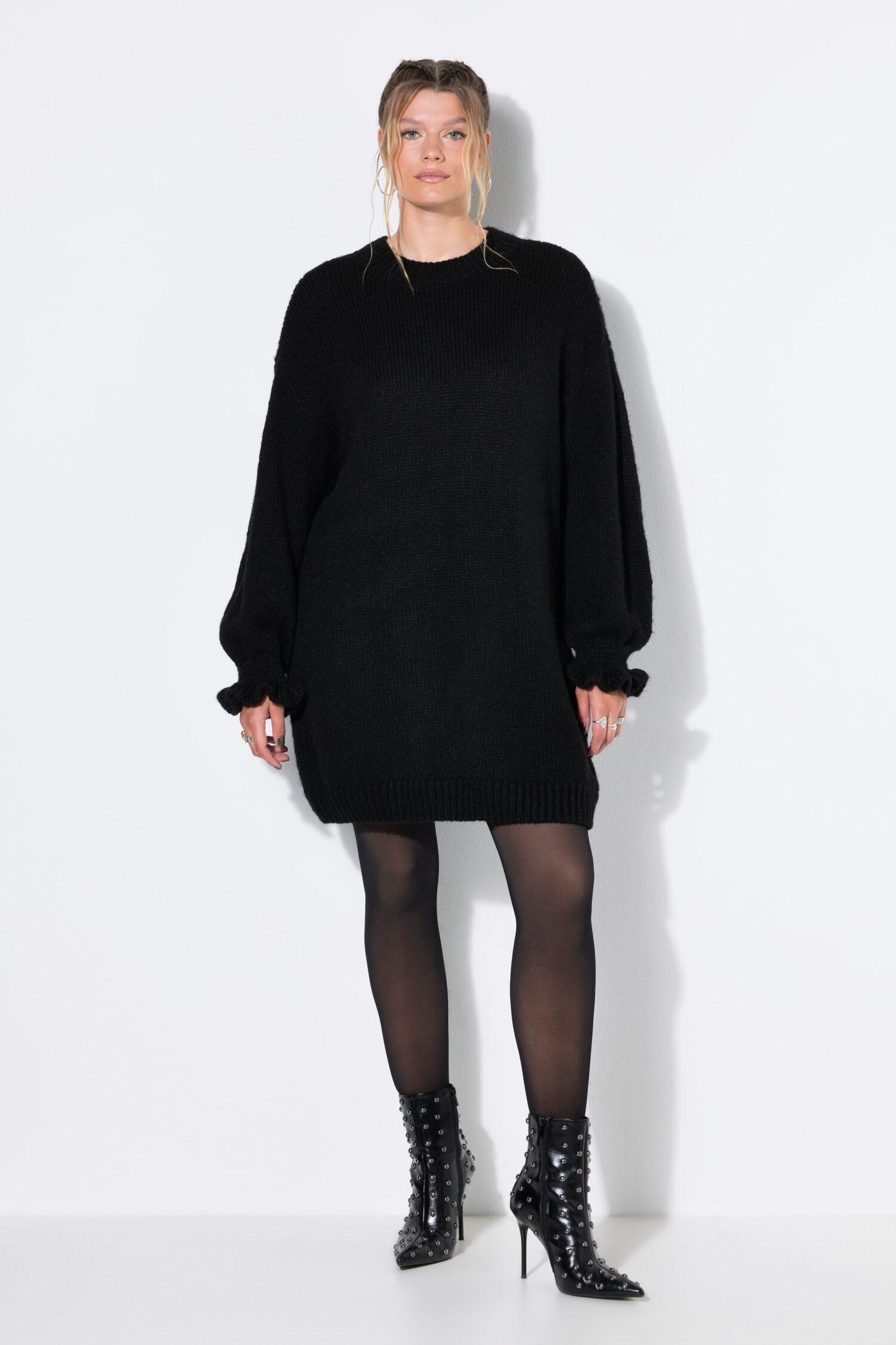 Φόρεμα πλεκτό, oversized με βολάν στα μανίκια
