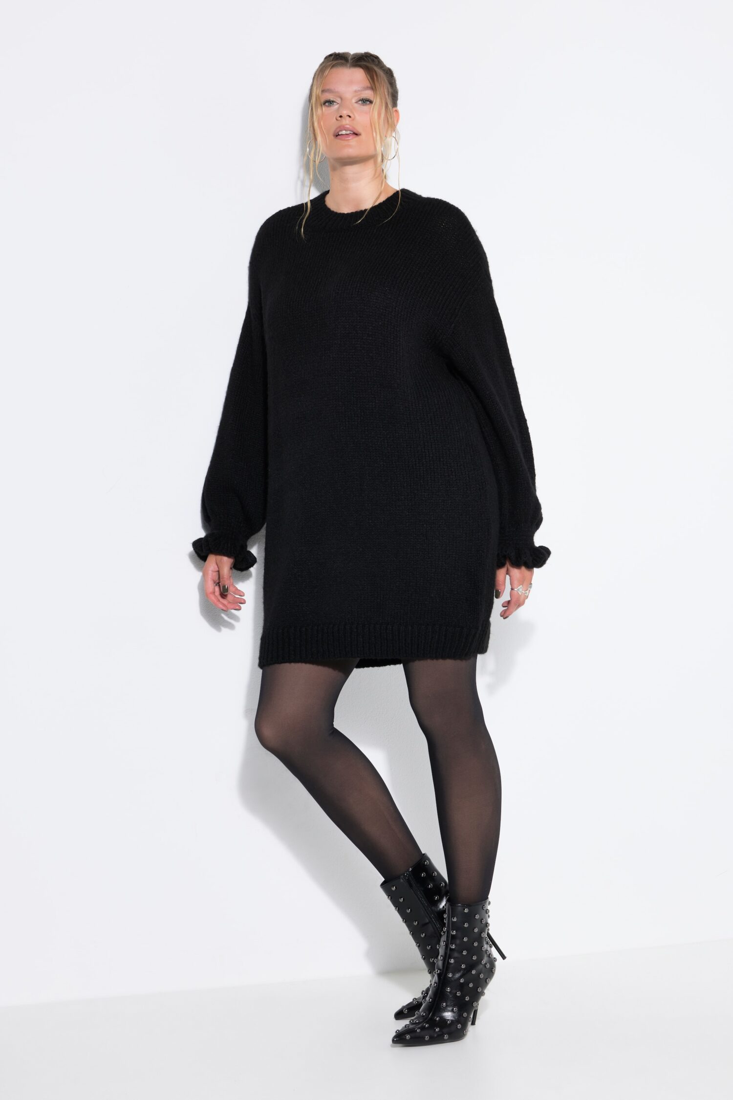 Φόρεμα πλεκτό, oversized με βολάν στα μανίκια