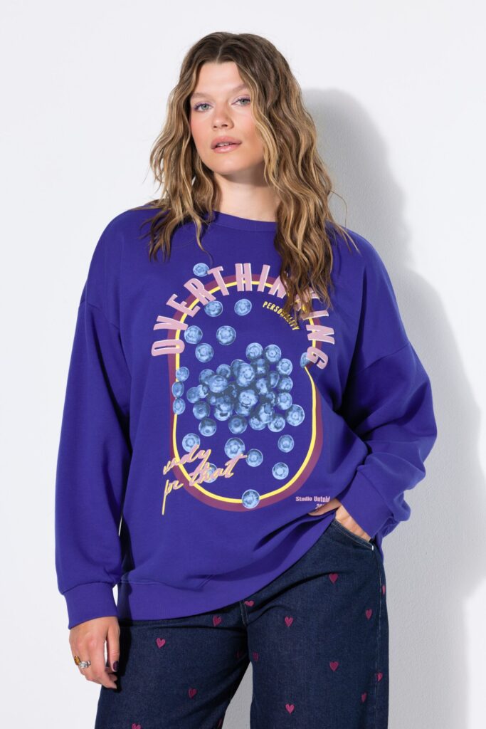 Μπλούζα φούτερ oversized με τύπωμα blueberries