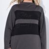 Μπλούζα oversized με όρθιο γιακά και στρας