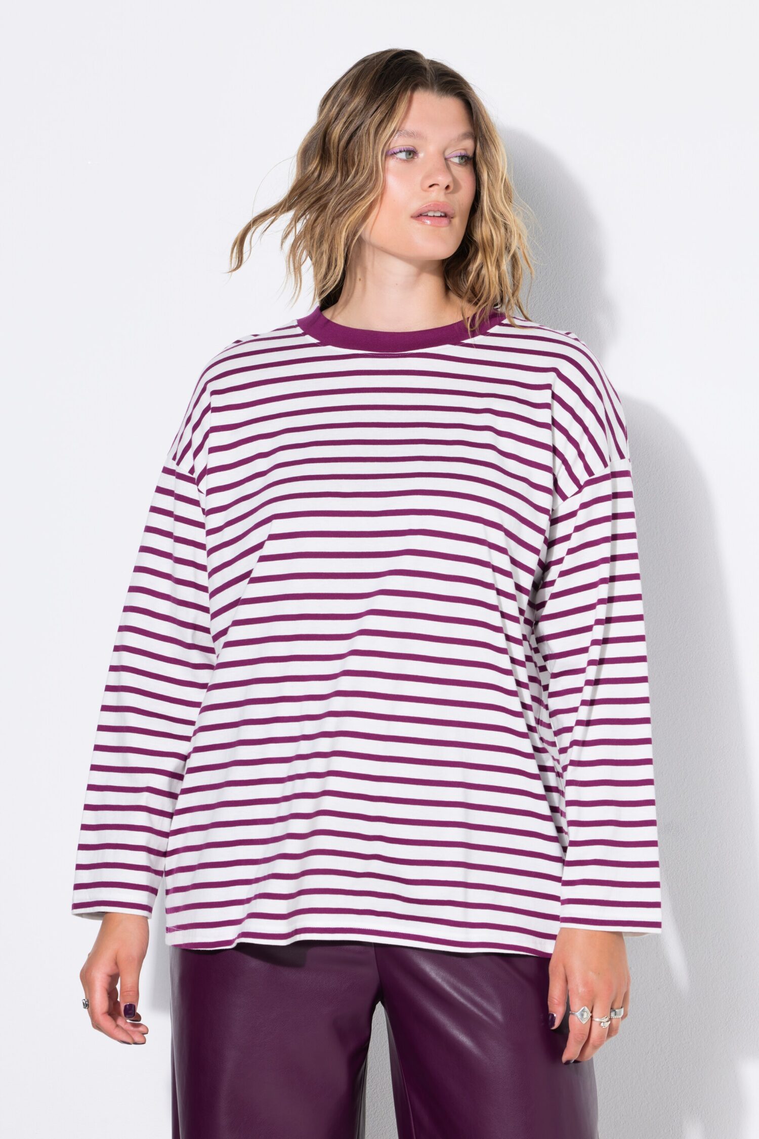 Μπλούζα oversized, ριγέ με χαμηλούς ώμους