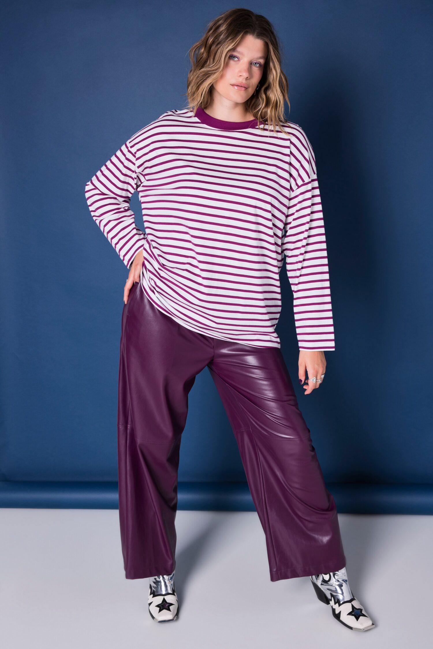 Μπλούζα oversized, ριγέ με χαμηλούς ώμους