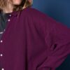 Πουκάμισο oversized με μακριά μανίκια και πλαϊνά σκισίματα