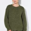 Πουλόβερ oversized με γκλίτερ εφέ και χαμηλούς ώμους